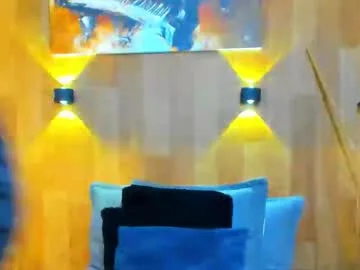 mariana_aangel live stage