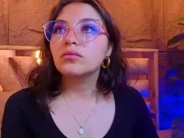 mariana_aldana_ live stage