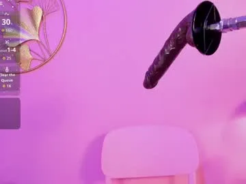 megan_texass live stage