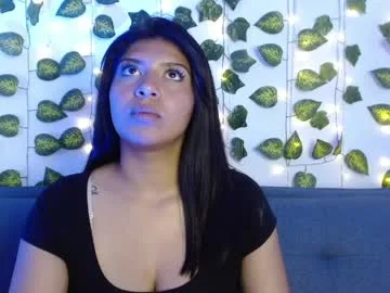 melanie_18_ live stage