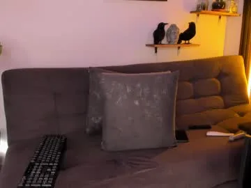mia_ravenn live stage