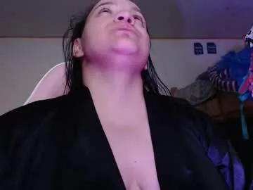miaabrownn live stage
