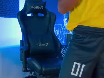 miguell_angelo live stage