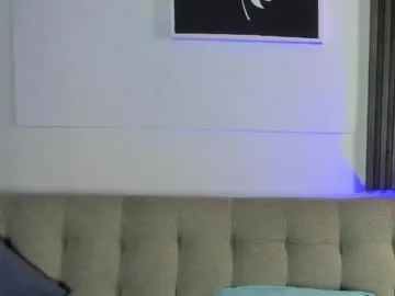 miia_deluxe_ live stage