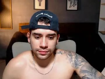 mike_montoya live stage