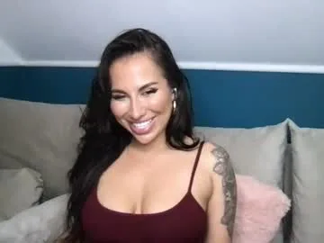 mindy_erotic live stage