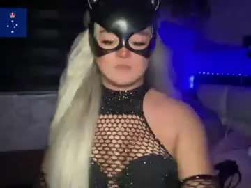 miss_antonette_xxx live stage