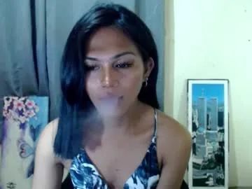 miss_rea_xoxo live stage