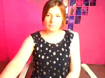 molly_mis live stage