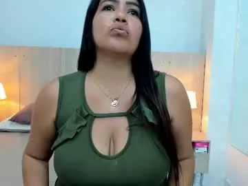 naomi_miranda live stage