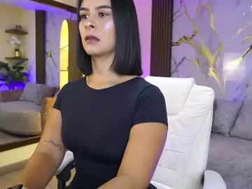 nataliaclark live stage