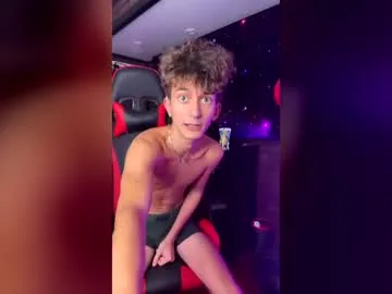 nathan_ttik live stage