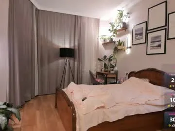 nicoleluuv live stage