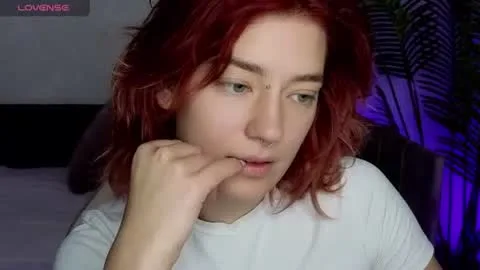 Live thumbnail for nikki_ginger