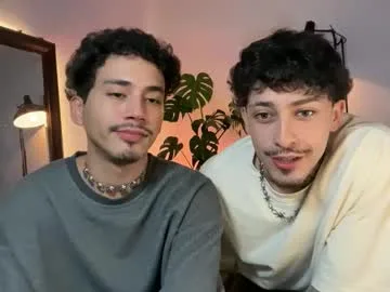 noah_and_steven live stage