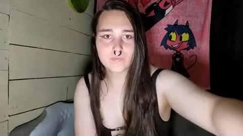 Live thumbnail for nonbinarybeauty20