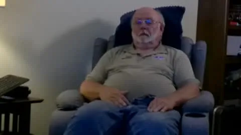 Élő miniatűr a(z) old_guy111 számára.