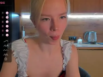 olivia_bells live stage