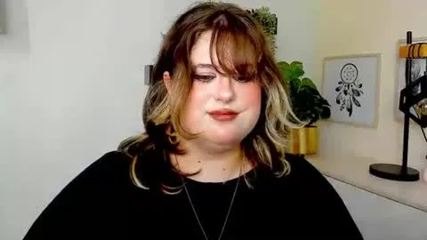 Live thumbnail for ophelialush