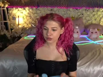 pinkytrix live stage