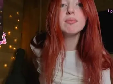 polly_luna live stage