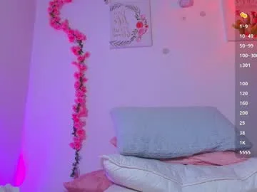 pollygrey_ live stage