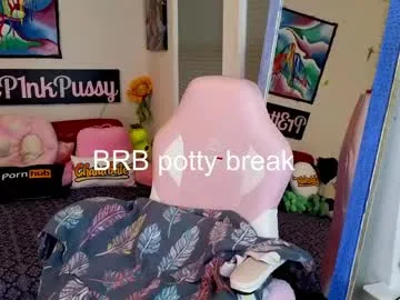 pr3ttyp1nkpussy live stage