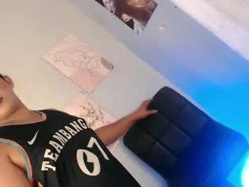 public_slut_cam live stage