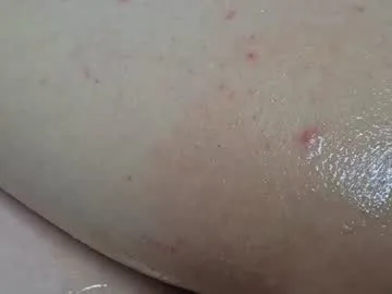 publicasswhore live act