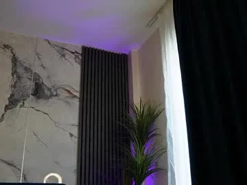 rachelravee live stage