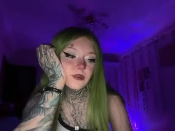 raven_armor live stage