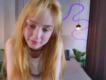rebecca_night live stage