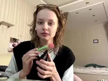 rhiannonmayberry live stage