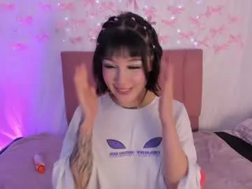 samantha_browwnn live stage