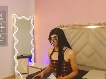 samanttha_tay live stage
