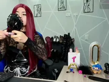 sara_moon3 live stage