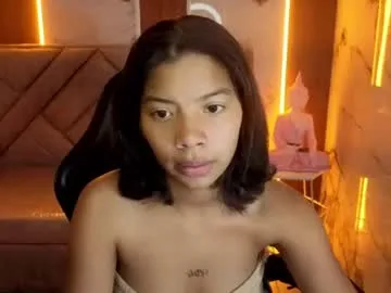 sara_rouse_v live stage