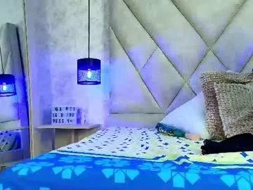 scarlat_rose live stage