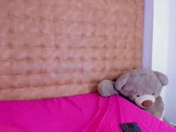 scarlett_honeey live stage