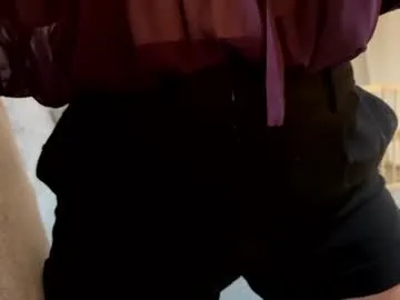 scarlettlettercpl live stage