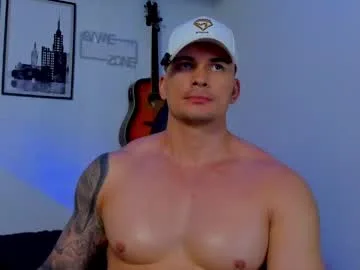 sean_carrera69 live stage