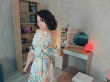 secret_des1res live stage