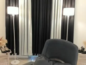 seductivejuliaxxx live stage