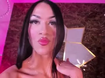 shalom_banks live stage