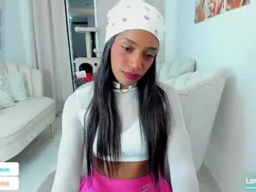 sharon_hill1 live stage