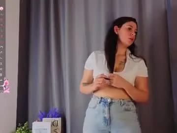 sideeyequeen live stage