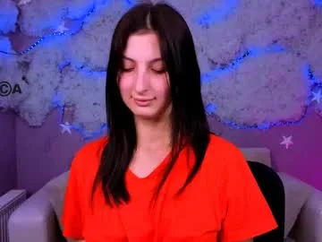 silvia_queen1 live stage