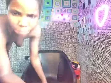 slimzyxdoll live stage