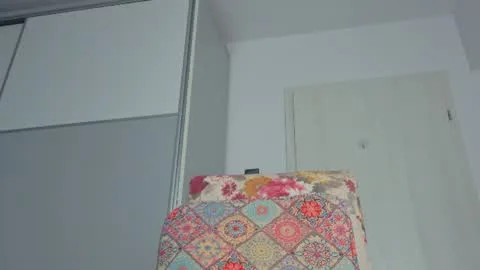 Miniatura en vivo para snow_flakee