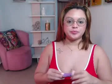 sofi_smith__ live stage
